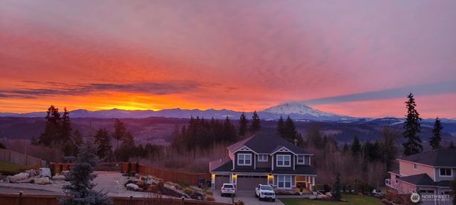 13802 111th Street Ct E, Puyallup, WA 98374