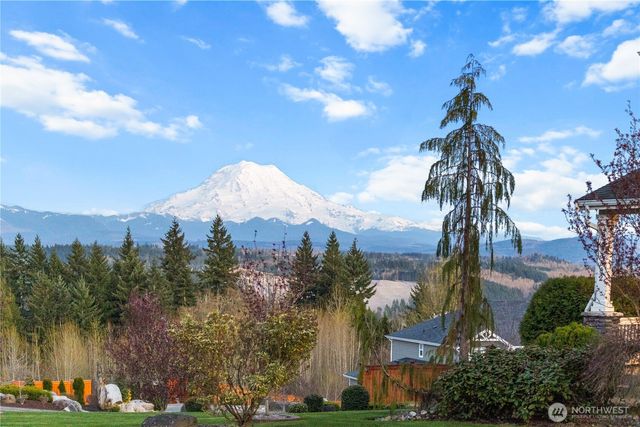 13802 111th Street Ct E, Puyallup, WA 98374