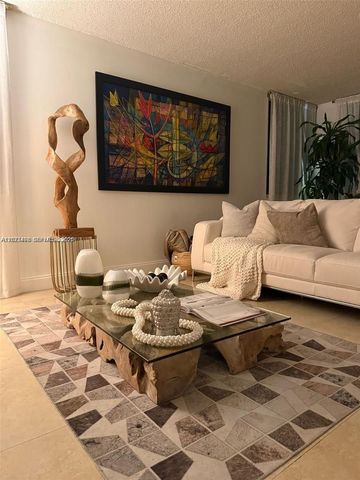 850 N Miami Avenue W-708, Miami, FL 33136