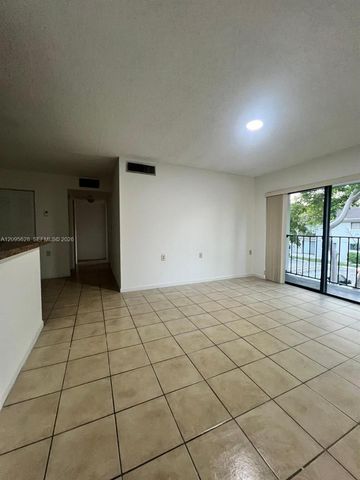 6975 NW 179th Street 202, Hialeah, FL 33015