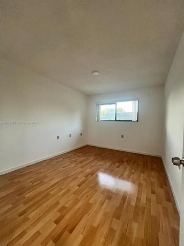 6975 NW 179th Street 202, Hialeah, FL 33015