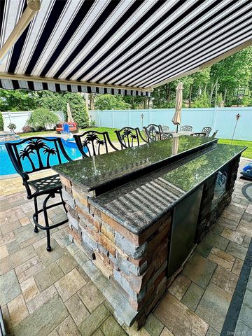 17 Erita Lane, Smithtown, NY 11787