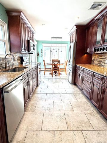 17 Erita Lane, Smithtown, NY 11787