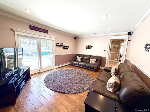 17 Erita Lane, Smithtown, NY 11787