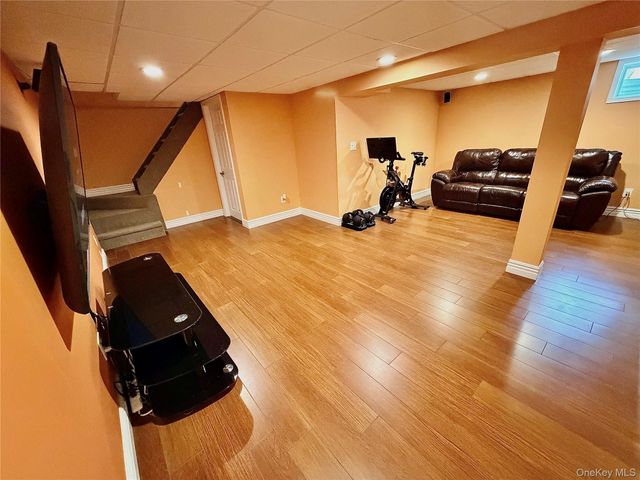 17 Erita Lane, Smithtown, NY 11787