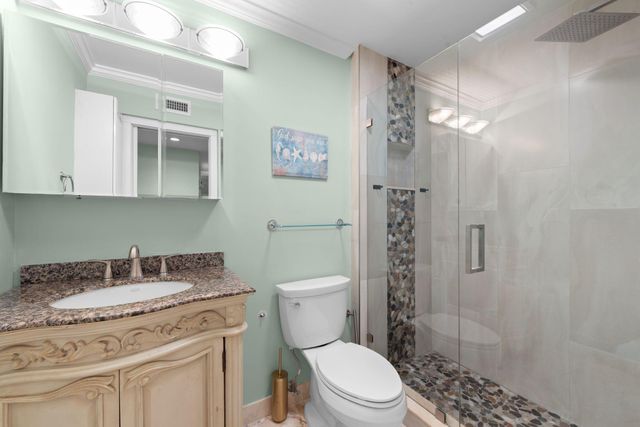 451 Greensward Lane 201-B, Delray Beach, FL 33445