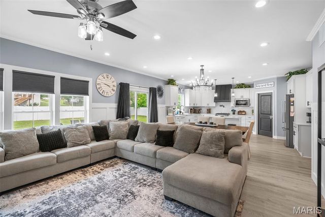 28 Millwell Drive, Maryland Heights, MO 63043