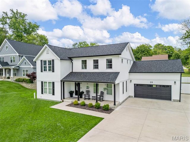28 Millwell Drive, Maryland Heights, MO 63043