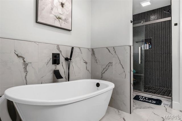 28 Millwell Drive, Maryland Heights, MO 63043