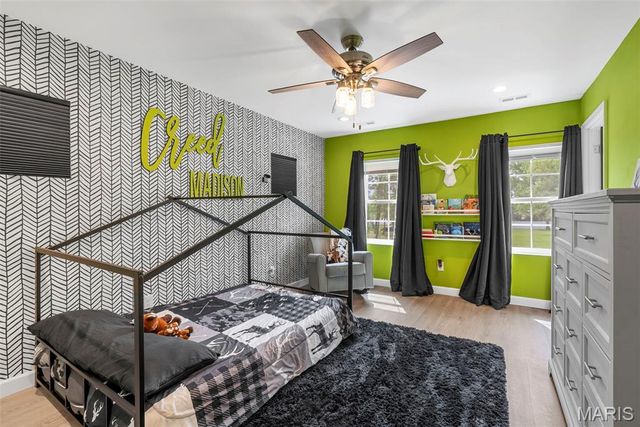 28 Millwell Drive, Maryland Heights, MO 63043