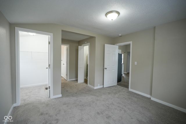 1107 W 3rd Street, Anderson, IN 46016