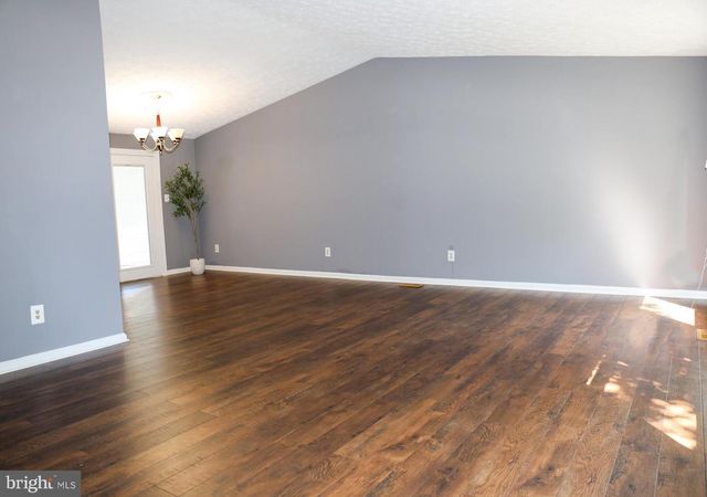 3006 SUMMERSHADE CT, Herndon, VA 20171