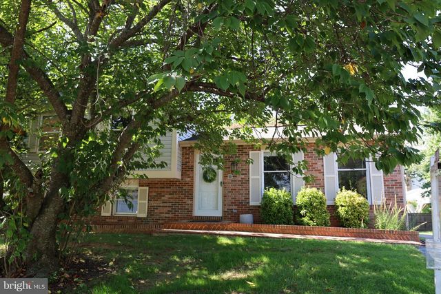 3006 SUMMERSHADE CT, Herndon, VA 20171