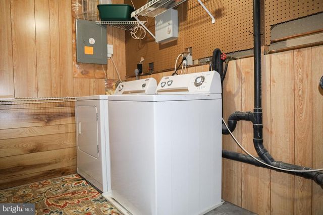 3006 SUMMERSHADE CT, Herndon, VA 20171