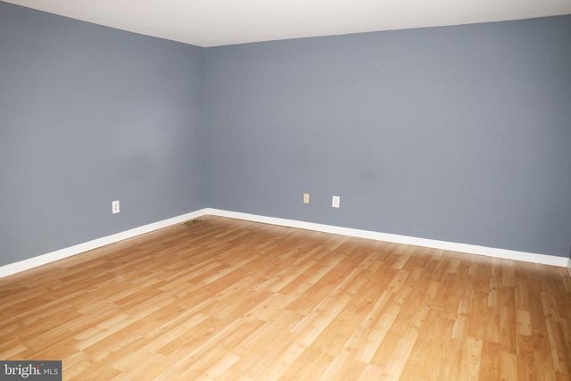 3006 SUMMERSHADE CT, Herndon, VA 20171