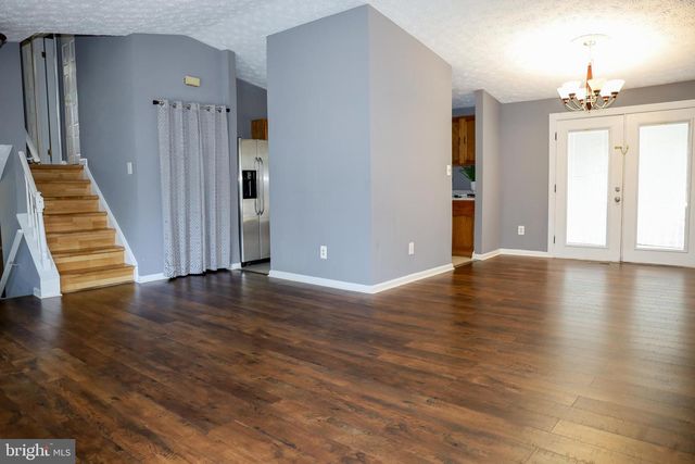 3006 SUMMERSHADE CT, Herndon, VA 20171