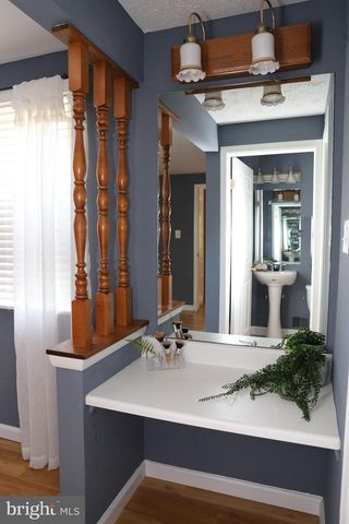 3006 SUMMERSHADE CT, Herndon, VA 20171