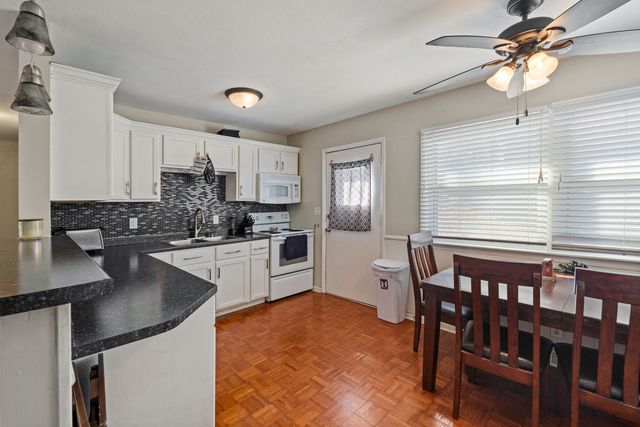 3212 Magnolia Court, Bettendorf, IA 52722