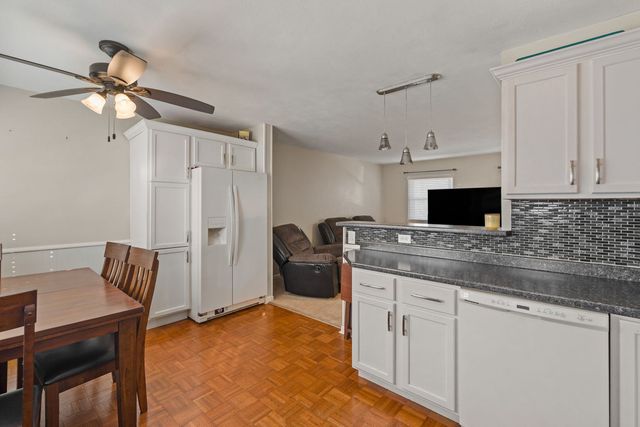 3212 Magnolia Court, Bettendorf, IA 52722