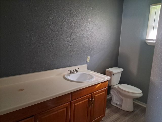 1202 Cheyenne Drive, Brenham, TX 77833