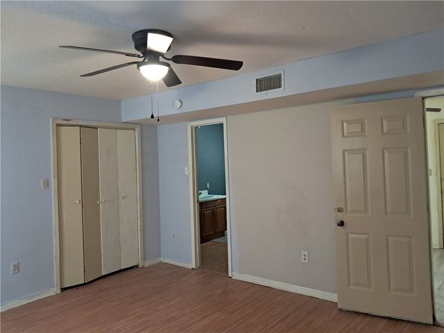 1202 Cheyenne Drive, Brenham, TX 77833