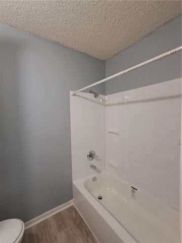 1202 Cheyenne Drive, Brenham, TX 77833