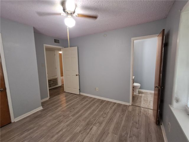1202 Cheyenne Drive, Brenham, TX 77833