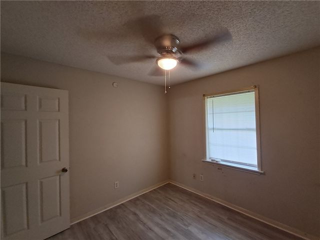 1202 Cheyenne Drive, Brenham, TX 77833