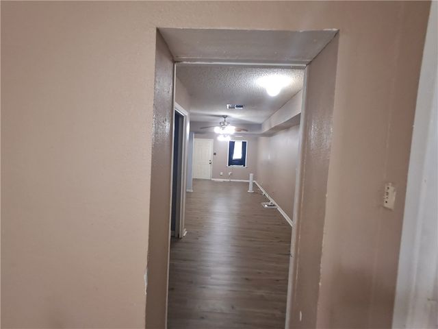 1202 Cheyenne Drive, Brenham, TX 77833