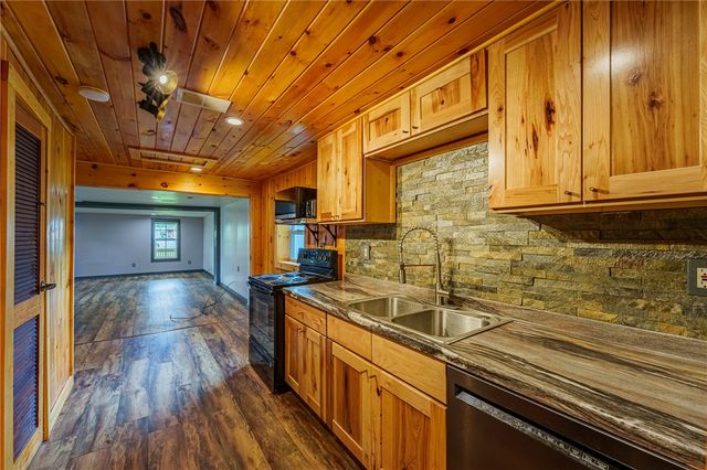 640 Prince Albert Boulevard, Riverside, OH 45404
