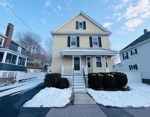 12 Eddie St, Quincy, MA 02169