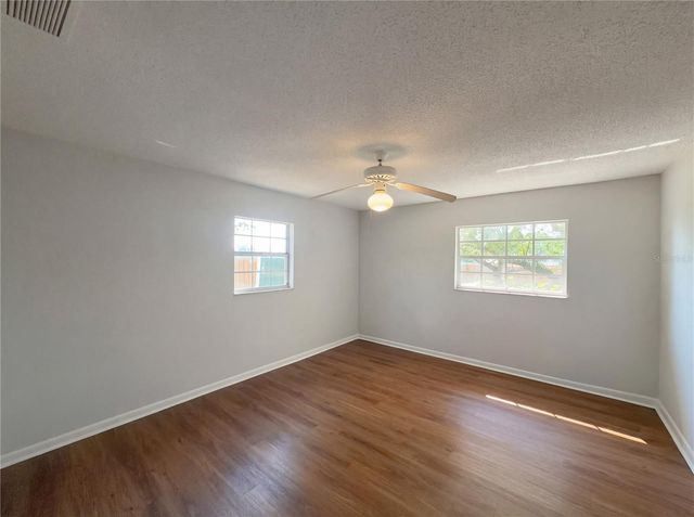 67 S 7TH STREET, Haines City, FL 33844