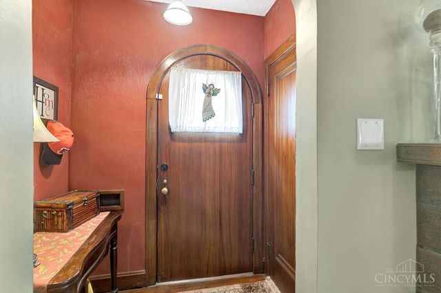 5027 Sidney Road, Cincinnati, OH 45238