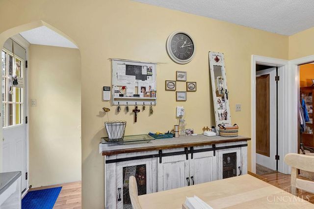 5027 Sidney Road, Cincinnati, OH 45238