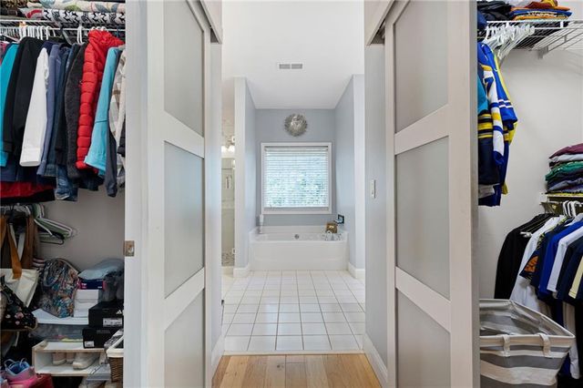 5874 Edenfield Court NW, Acworth, GA 30101