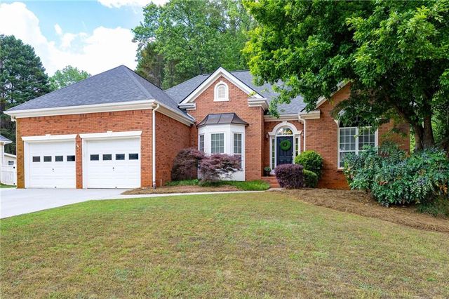 5874 Edenfield Court NW, Acworth, GA 30101