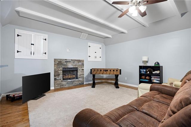 5874 Edenfield Court NW, Acworth, GA 30101