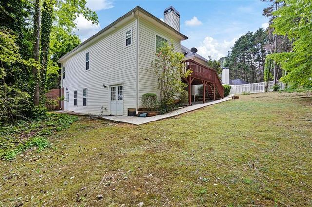 5874 Edenfield Court NW, Acworth, GA 30101