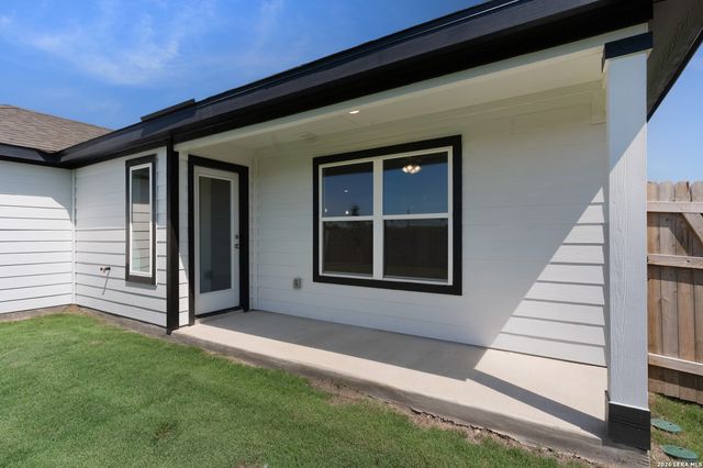 225 Red Arrow, San Antonio, TX 78253