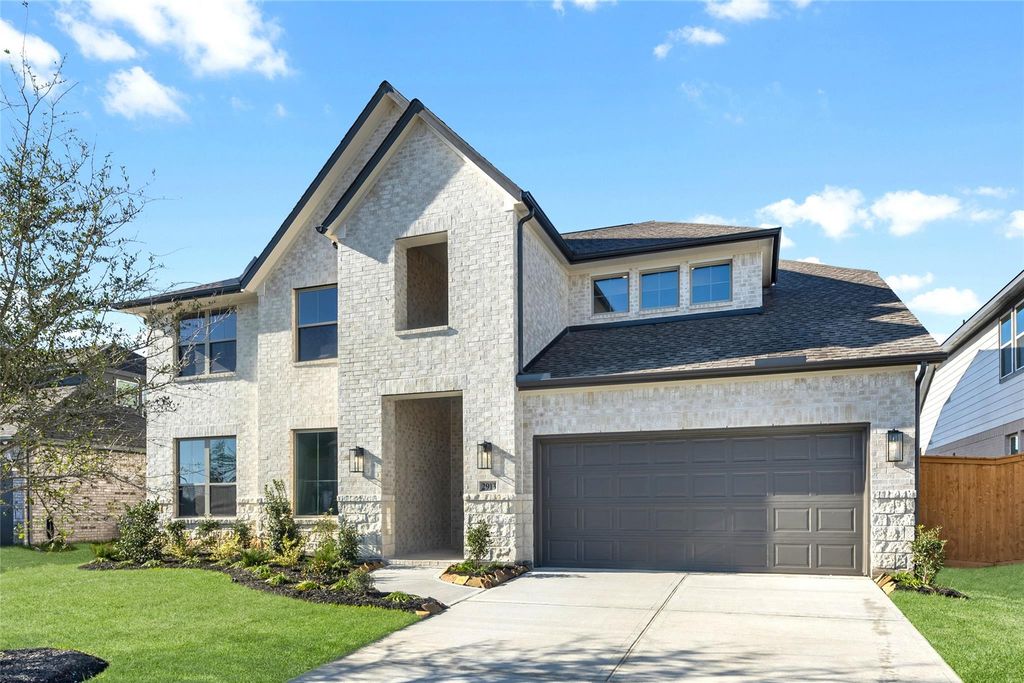 2913 Nova Beach Drive, Texas City, TX 77568