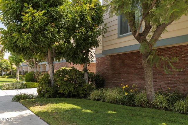701 E Harvard Street 10, Glendale, CA 91205