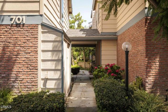 701 E Harvard Street 10, Glendale, CA 91205