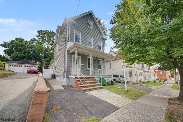 88 Boiling Springs Ave, East Rutherford Boro, NJ 07073