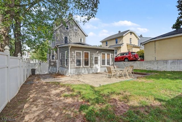 88 Boiling Springs Ave, East Rutherford Boro, NJ 07073