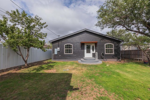 1927 S HIGHLAND Street, Amarillo, TX 79103