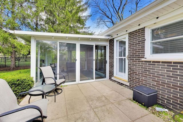 570 Wilmot Road, Deerfield, IL 60015