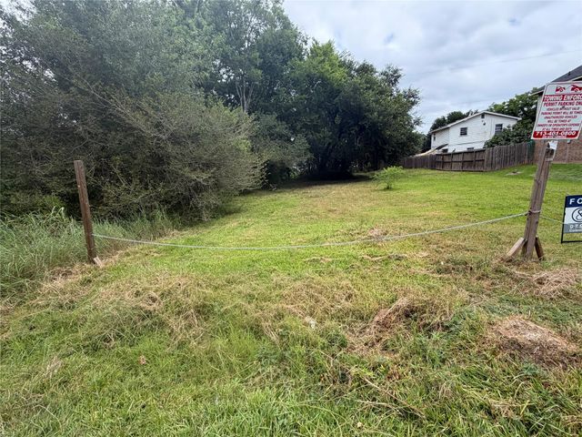 4909 Ricky Street, Houston, TX 77033