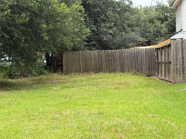 4909 Ricky Street, Houston, TX 77033