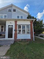 201 WOODLAWN AVE, Hamilton, NJ 08609