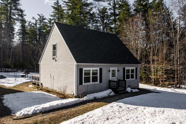 21 Holly Lane, Farmington, NH 03835